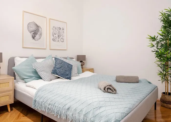 Next To Augarten I 5 Min To U4 Friedensbruecke Apartment